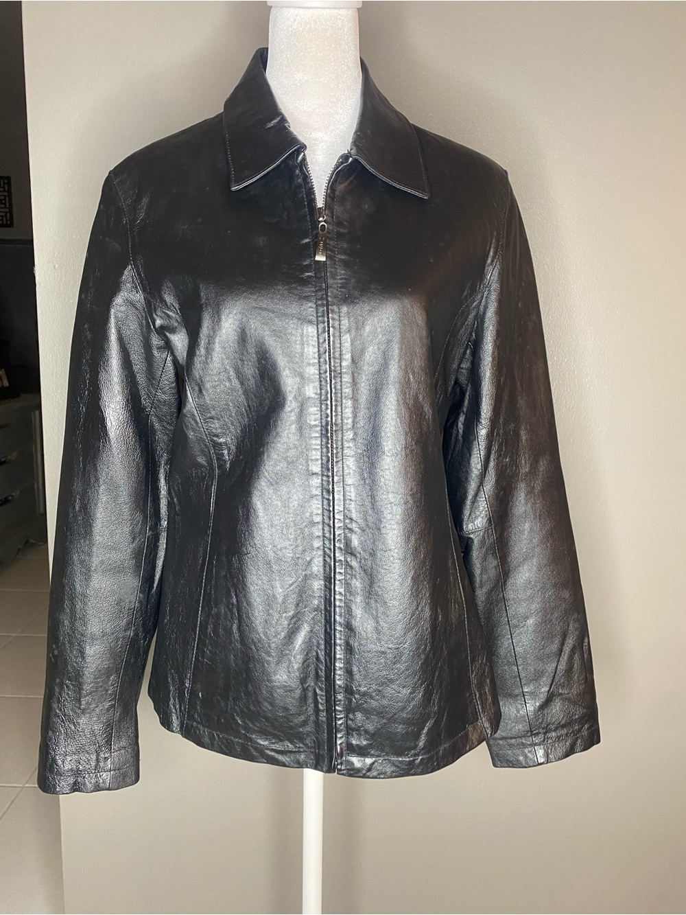 Vintage USA Leather 100% Genuine Black Leather Zip Front Jacket - Size M